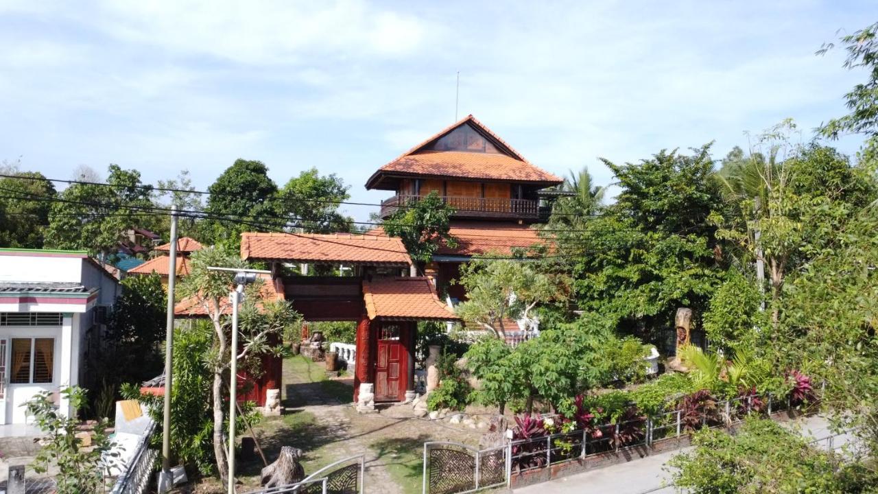 Brown House Resort Cần Thơ Exterior foto